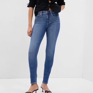 GAP true skinny high rise women jean size 28 6r